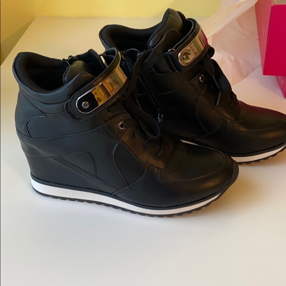 Cleo wedge sneaker